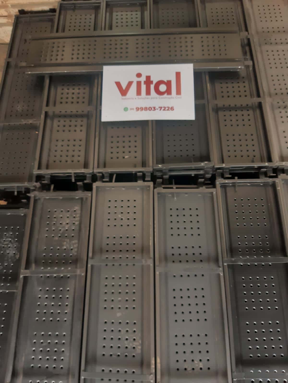 Plataforma metálica 1,0m - VITAL